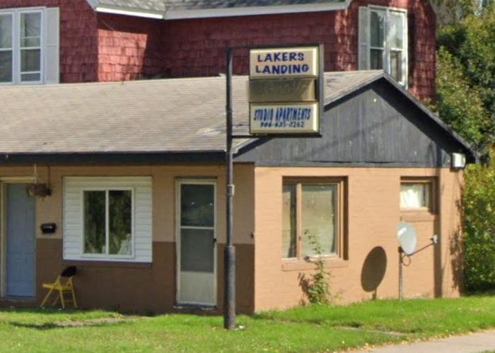 Bilt-Mor Motel - 2019 Street View Lakers Landing Apartments (newer photo)